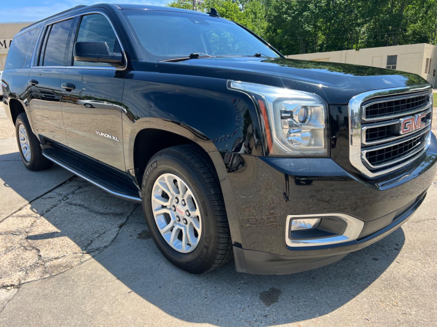 2016 Black /Black GMC Yukon XL SLT (1GKS1GKC9GR) with an 5.3L V8 engine, Automatic transmission, located at 4520 Airline Hwy, Baton Rouge, LA, 70805, (225) 357-1497, 30.509325, -91.145432 - 2016 GMC Yukon XL SLT 5.3 V8 Gas, 173K Miles, Heated & Cooled Leather Seats, 8 Passenger Seating, Sunroof, Dual DVD, Backup Camera, Power Windows, Locks & Mirrors, Cold A/C, Tow Pkg. FOR INFO PLEASE CONTACT JEFF AT 225 357-1497 CHECK OUT OUR A+ RATING WITH THE BETTER BUSINESS BUREAU WE HAVE BEEN A - Photo#3